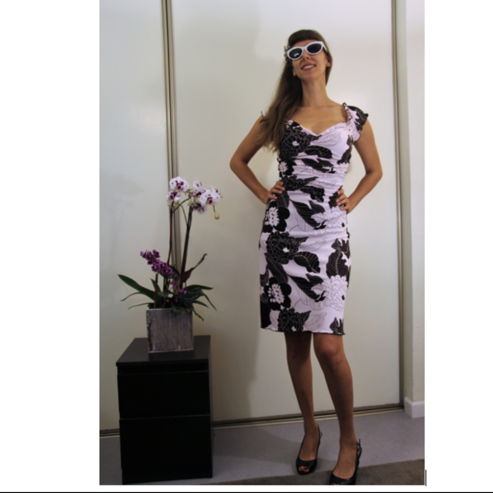 Retro Hawaiian Dress - Medium